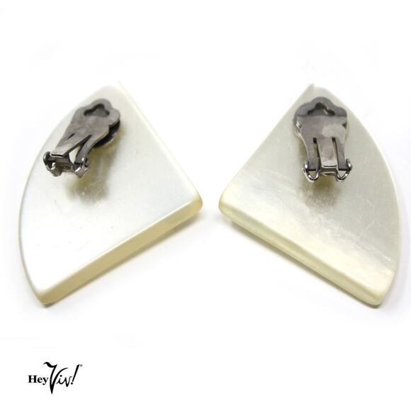 Vintage 80s Statement Earrings Translucent Lucite w Rhinestone 1.25" - Hey Viv - Picture 3 of 4